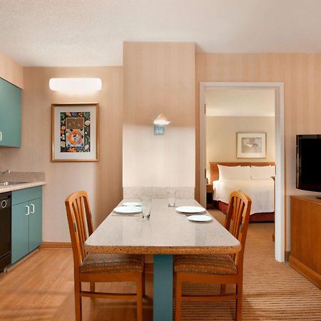 Homewood Suites By Hilton Falls Church Merrifield Ngoại thất bức ảnh
