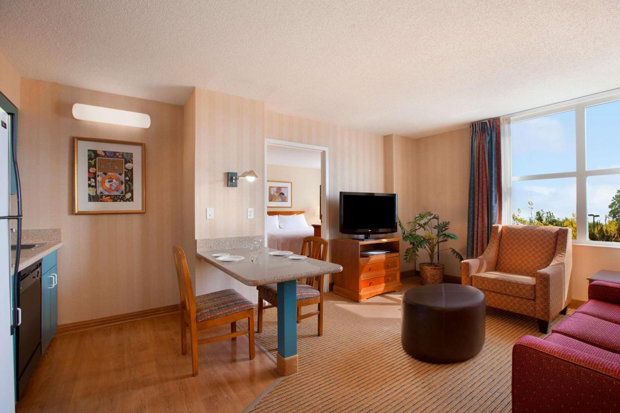 Homewood Suites By Hilton Falls Church Merrifield Ngoại thất bức ảnh
