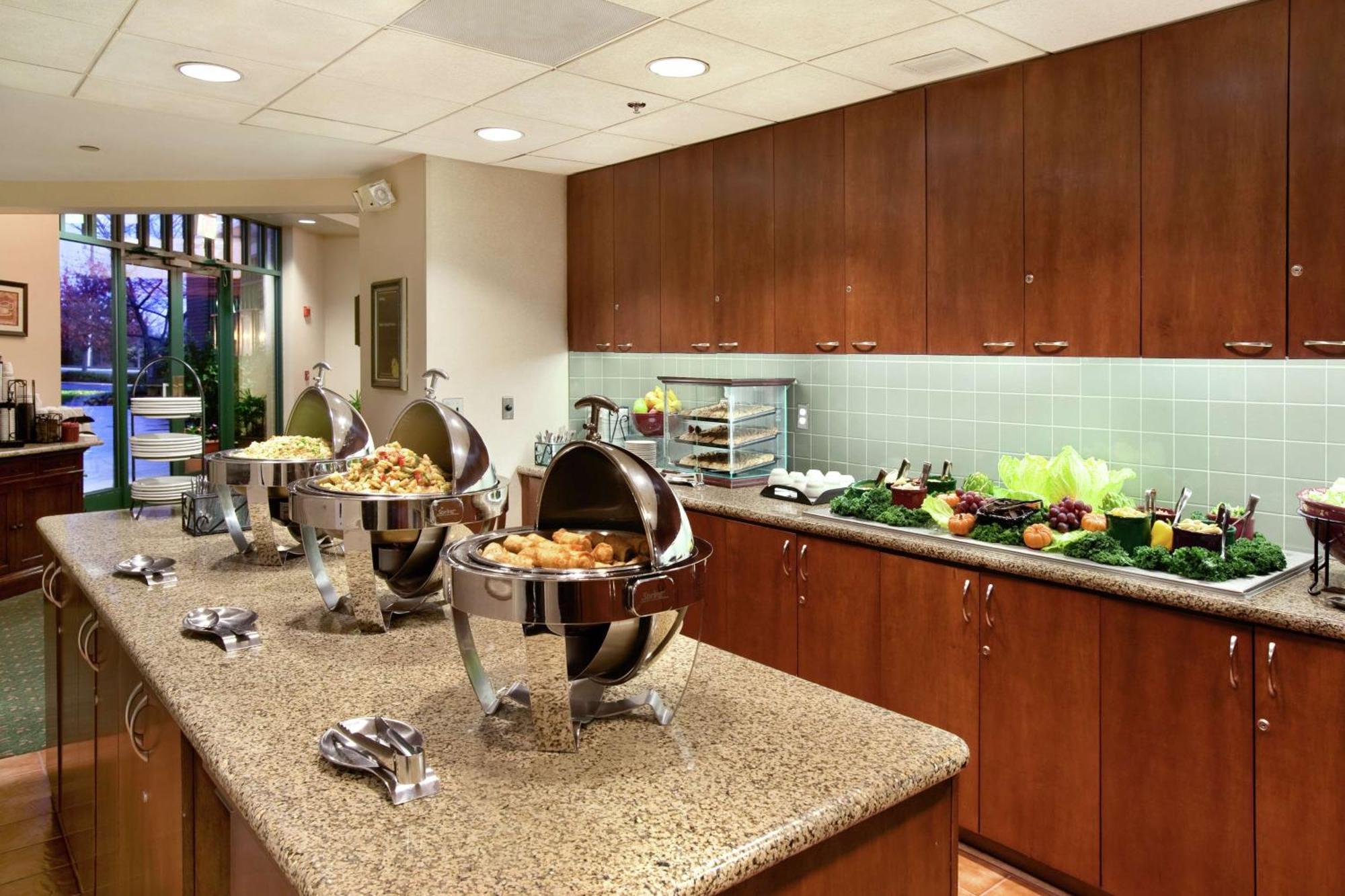 Homewood Suites By Hilton Falls Church Merrifield Ngoại thất bức ảnh